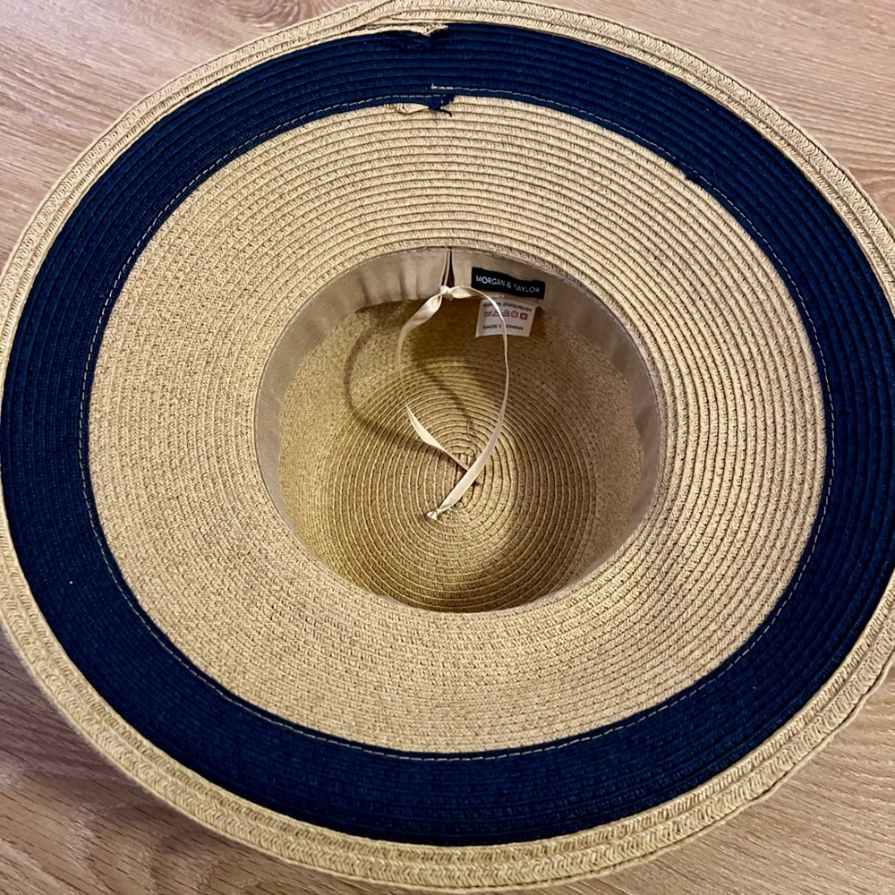 Morgan & Taylor Raffia Straw Sun Hat Navy Trim Wide Brim Beach Resort - Picture 5 of 5